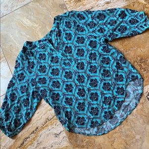 Karen Kane aqua/turquoise print relaxed fit blouse